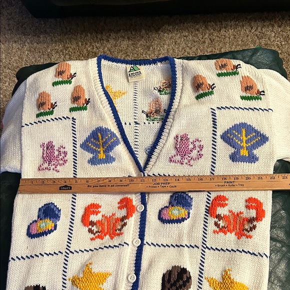 Vintage Cream Cardigan with Sea Motifs - Picture 7 of 8